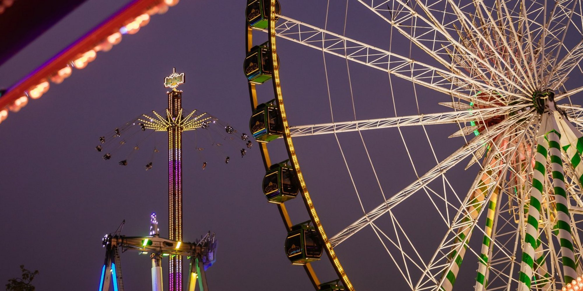 ferris wheel by night
